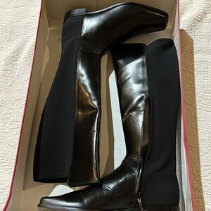 Vince Camuto Librina Cow Derby Stretch. 9.5. NIOB